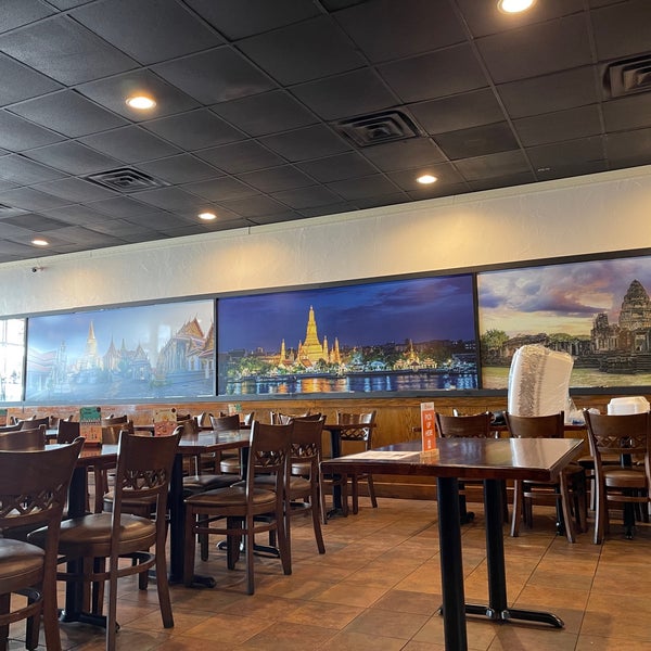 Real Thai Cuisine Thai Restaurant in Arlington