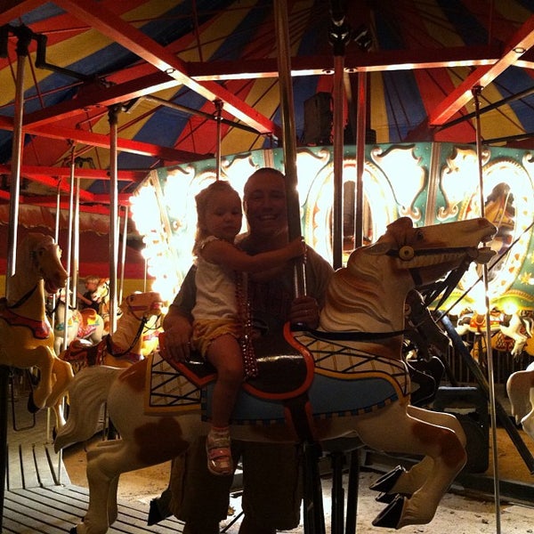 รูปภาพถ่ายที่ Miracle Strip Amusement Park โดย Diana C. เมื่อ 10/12/2013