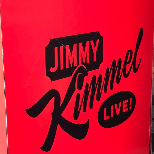 Foto scattata a Jimmy Kimmel Live! da Michelle D. il 9/26/2018