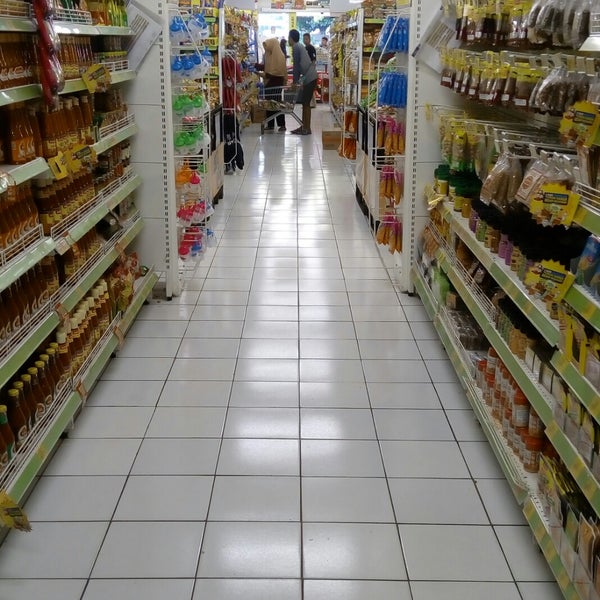Photos at Giant (Now Closed) - Grocery 