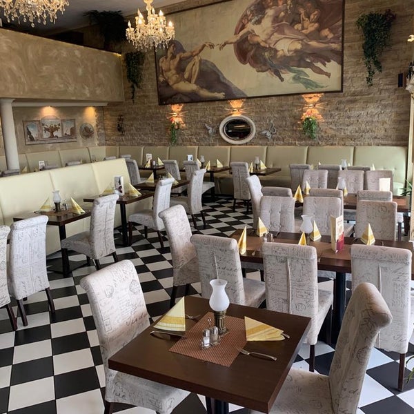 Foto scattata a Ristorante Michelangelo da ristorante m. il 9/25/2019