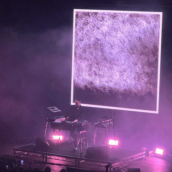 Das Foto wurde bei Roundhouse von Adam P. am 2/18/2022 aufgenommen