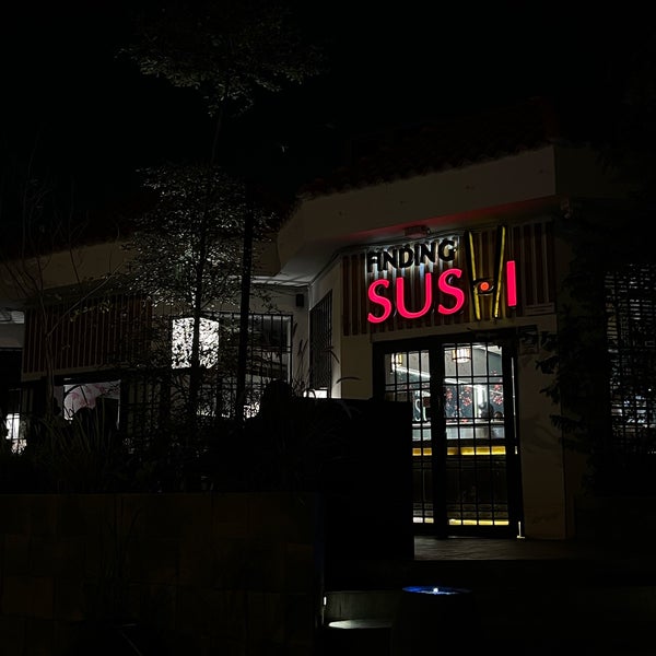 รูปภาพถ่ายที่ Finding Sushi โดย MOATH เมื่อ 5/3/2024