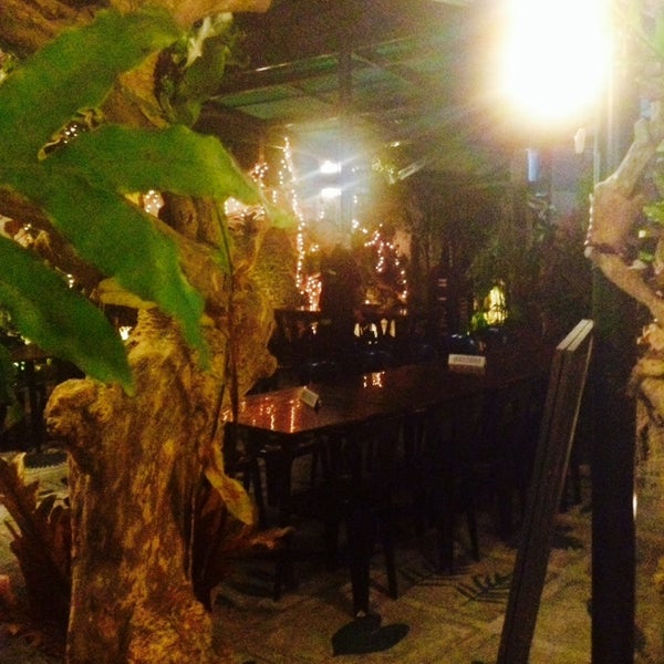 10/11/2013에 bjoyce님이 Sollar Garden Cafe에서 찍은 사진