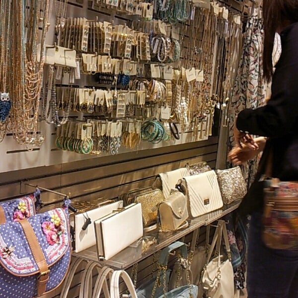 Accessorize Магазины В Москве Закрылись