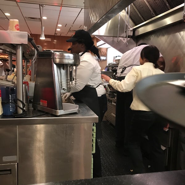 Johnny Rockets - Downtown Norfolk - Norfolk, VA
