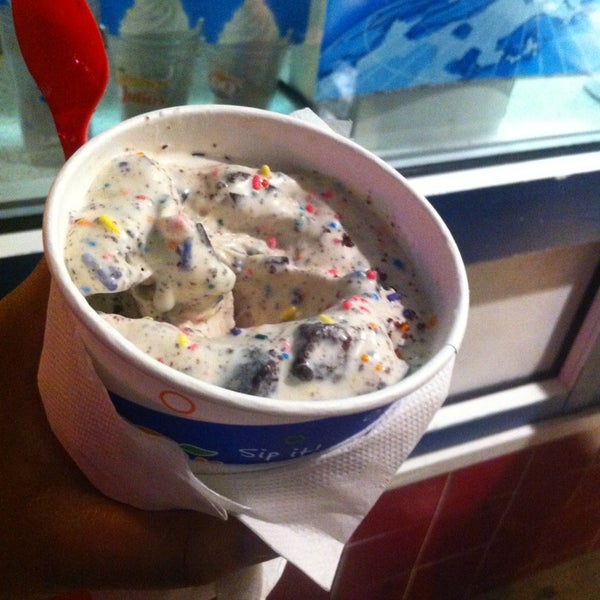 Dairy Queen Ice Cream Parlor