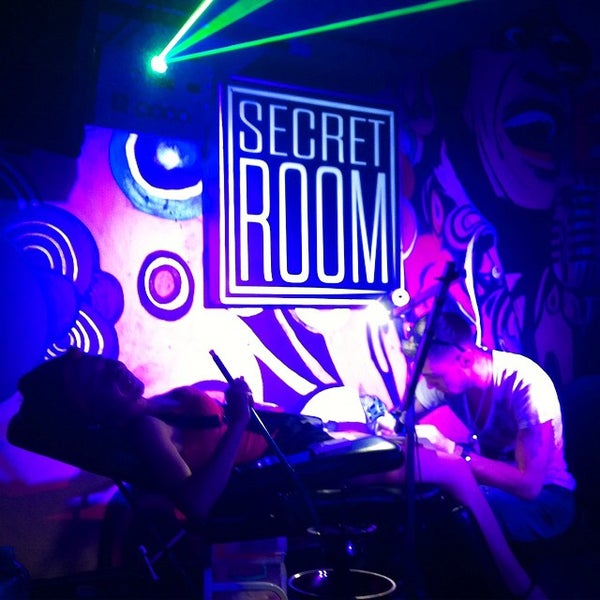 Delphines Secret Room