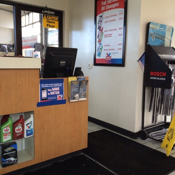 Valvoline Instant Oil Change West Des Moines, IA