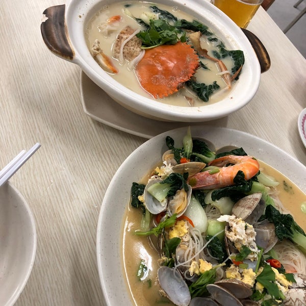 Photo taken at Chicken Pie Kitchen &amp; Don Signature Crab by Timothy T. on 10/11/2019