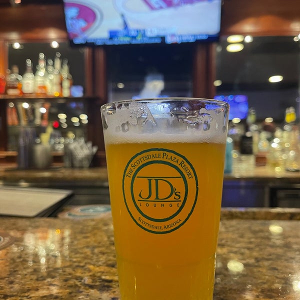 JD's Lounge at The Scottsdale Plaza Resort - Scottsdale, AZ