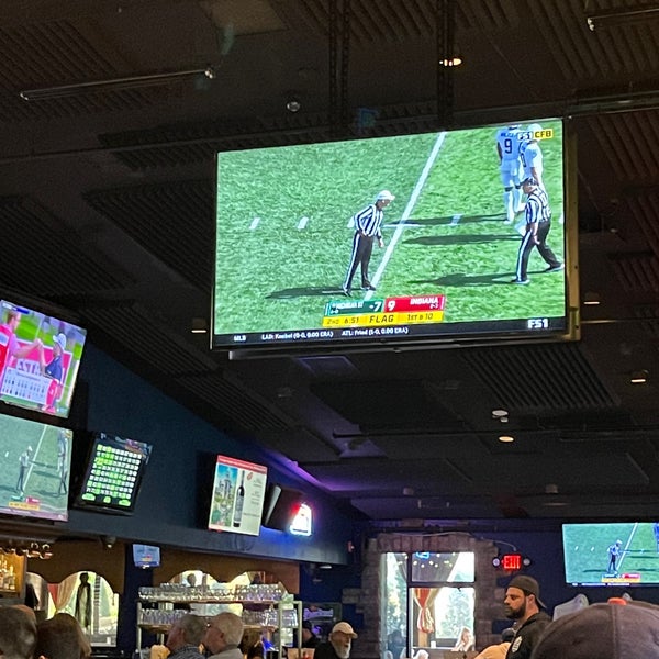 Uptown Grille 90 tips