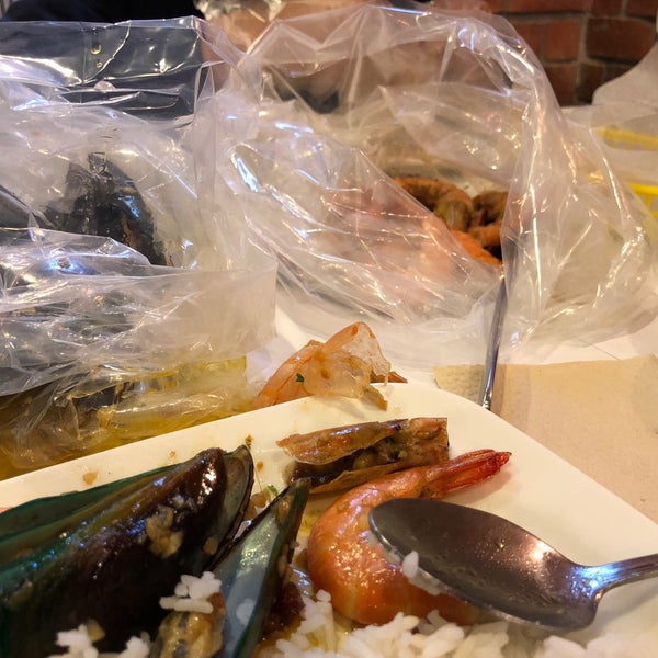 Shrimp Bucket Seafood Restaurant in Pasig City