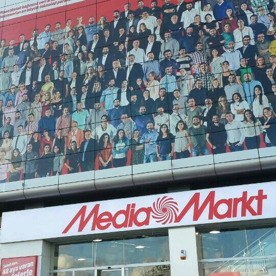 Снимок сделан в Media Markt Türkiye Genel Müdürlük пользователем Bilal B. 12/5/2016