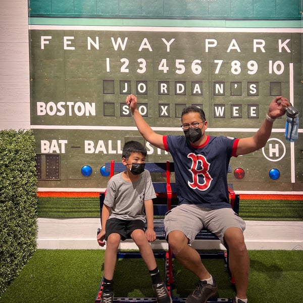 Jordan's Furniture Furniture and Home Store in Reading