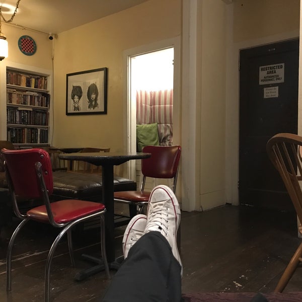 Photo taken at Bedlam Coffee by Su L. on 2/26/2018