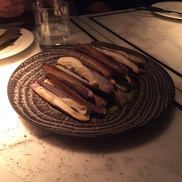Money Talks Raw Bar