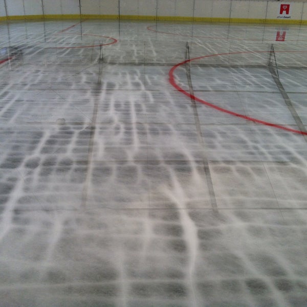 4/22/2013에 FOTOGRAFIA M.님이 Ice Arena에서 찍은 사진