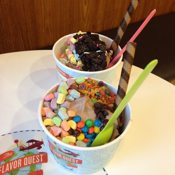 Yogurtland (Now Closed) Frozen Yogurt Shop