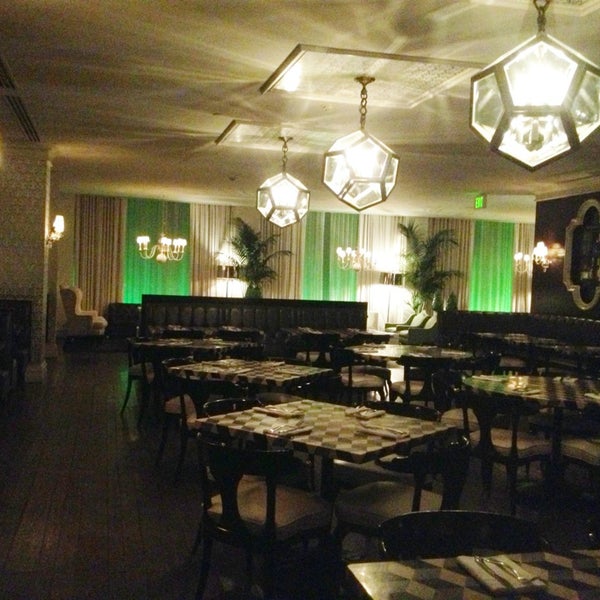 2/6/2013 tarihinde Berenise S.ziyaretçi tarafından Cast Restaurant at Viceroy Santa Monica'de çekilen fotoğraf