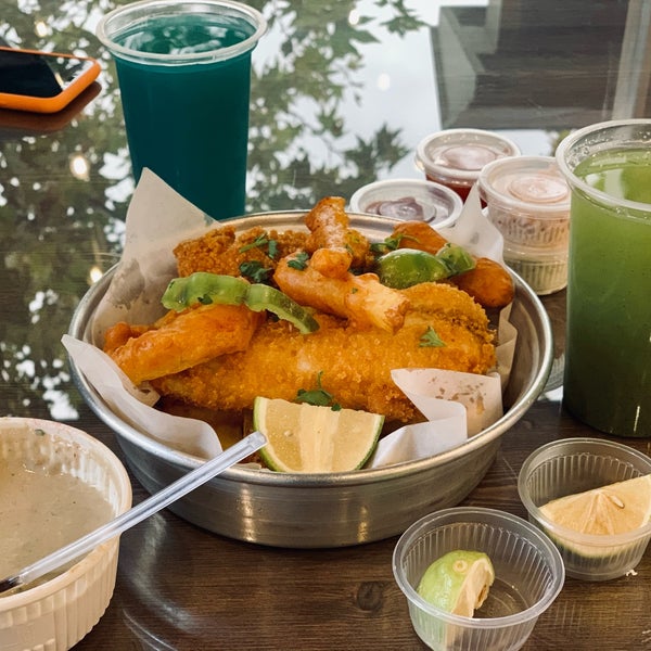 Amoo Jack Fish & Chips | ماهی و سیب‌زمینی عمو جک - منطقه ۳ - Wooden ...