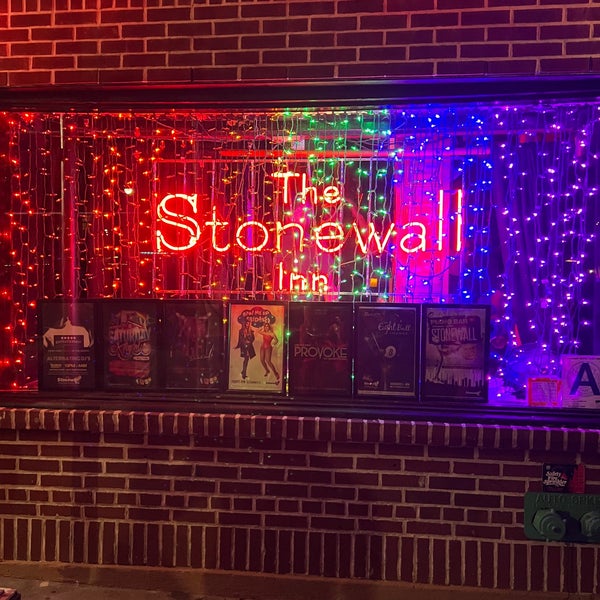 Foto tirada no(a) Stonewall Inn por K J. em 7/9/2022