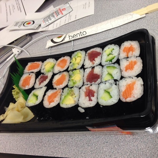 Foto diambil di Bento Sushi oleh K J. pada 2/13/2014
