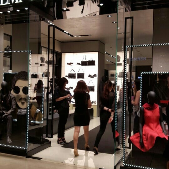 emporio armani fashion valley
