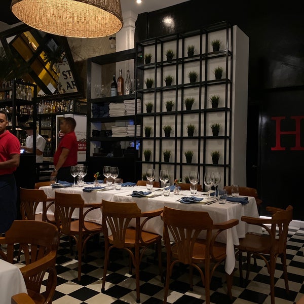 Foto diambil di Restaurante Donjuán oleh Damian pada 3/5/2020