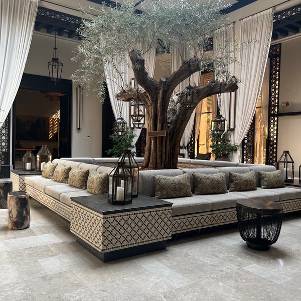Photo taken at Ritz-Carlton Banyan Tree Al Wadi by 🐎⚖️🇦🇪 on 10/5/2022