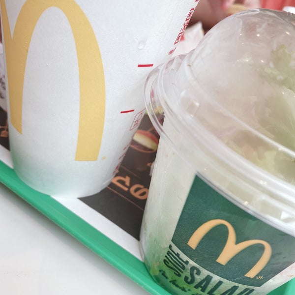 マクドナルド 四ヶ町店 4 Tips From 318 Visitors