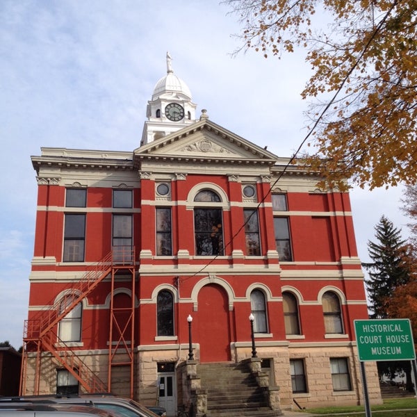 Eaton County Courthouse Courthouse in Charlotte