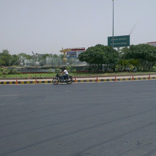 Pari Chowk 11 tips from 388 visitors