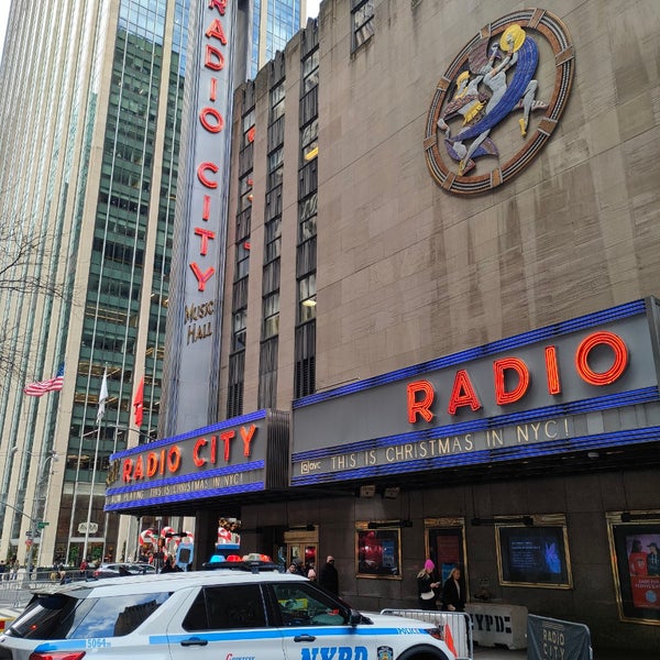 Photo taken at Radio City Music Hall by Fionnulo B. on 12/11/2023