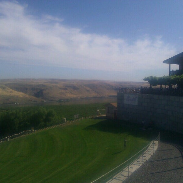 Photo taken at Maryhill Winery &amp; Amphitheater by Bobby H. on 7/13/2013