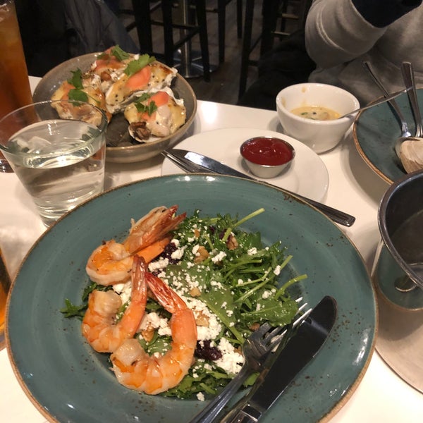 Fanny Bay Oyster Bar Downtown Vancouver 762 Cambie St