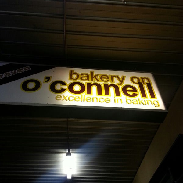 5/10/2013에 Tarek A.님이 Bakery on O&#39;Connell에서 찍은 사진