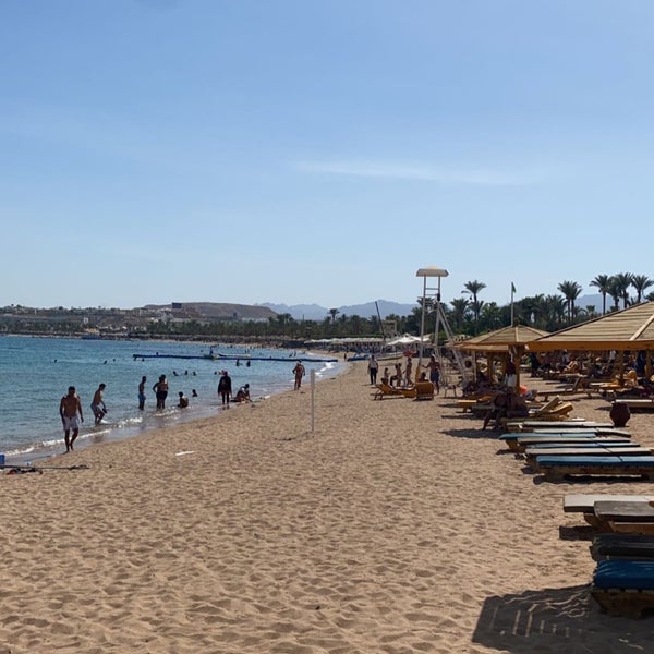 Пляж Viva Beach в Наама