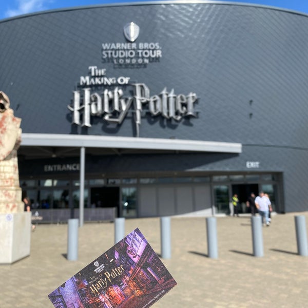 Foto tomada en Warner Bros. Studio Tour London - The Making of Harry Potter  por M.🕯 el 8/20/2023