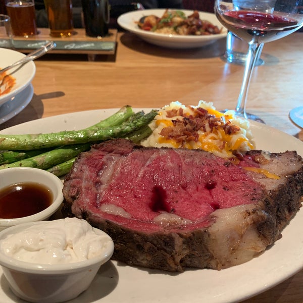Photo taken at BJ&#39;s Restaurant &amp; Brewhouse by Jeff C. on 12/1/2019