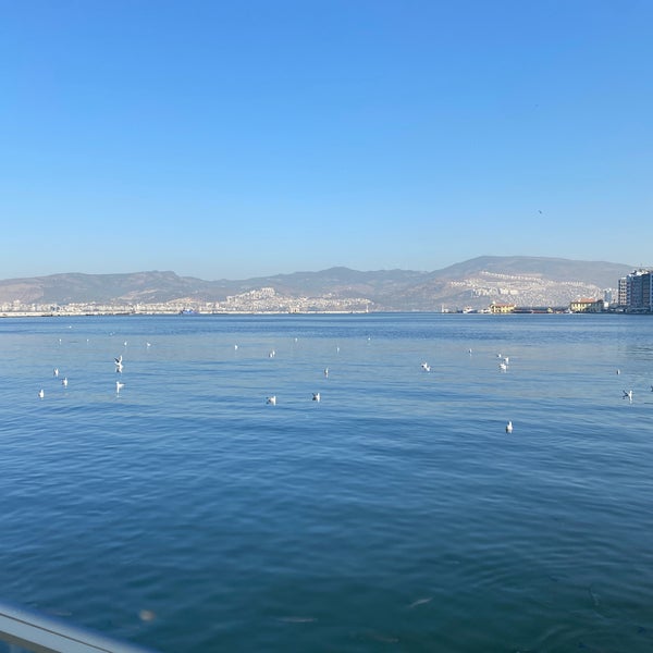Foto tirada no(a) North Pier&#39;s por Deniz em 11/5/2022