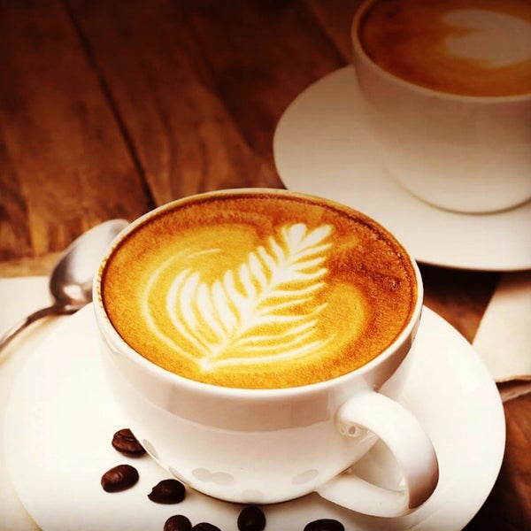 รูปภาพถ่ายที่ Caffé Dolce Nero โดย CarDriver-Mpower-🇩🇪 เมื่อ 10/17/2020