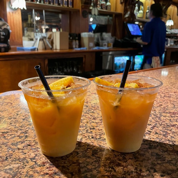 Photo taken at Pusser&#39;s Caribbean Grille by Rachel B. on 8/22/2021