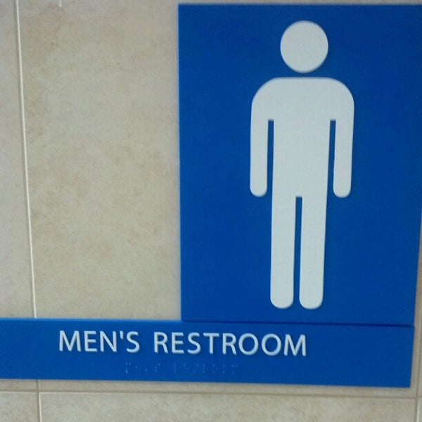 Walmart Supercenter 1015 Lewis St