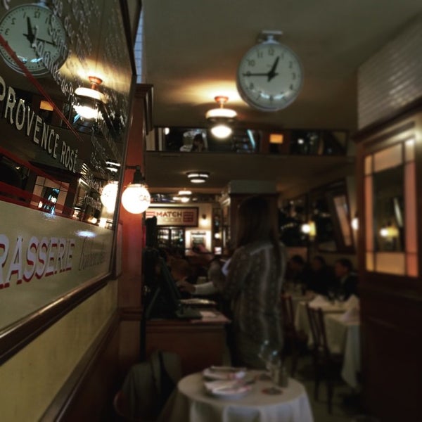 6/2/2015 tarihinde Mark E S.ziyaretçi tarafından Match 65 Brasserie'de çekilen fotoğraf