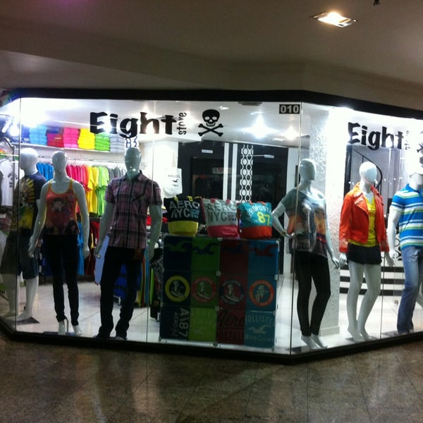 Planet organic british. 8 store. Дизайнерские украшения в стиле аэропорт. Магазин приложений windows 8. Box store.