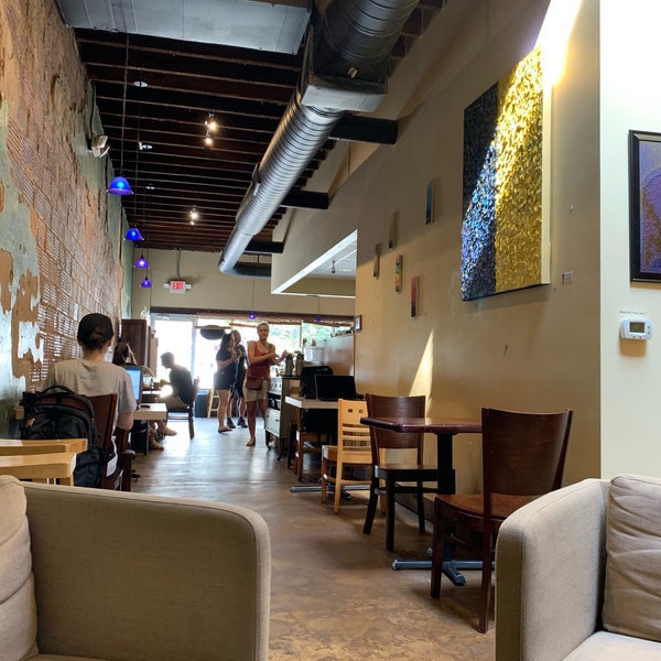 Photo taken at Central Coffee Company by 𝐌𝐨𝐮𝐬𝐚 on 7/27/2019