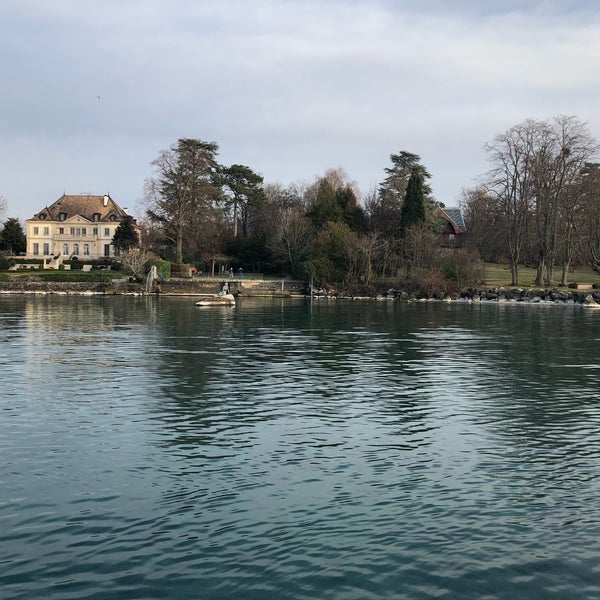 Plage de la Nymphe (La Sirène) CollongeBellerive에서 해변일