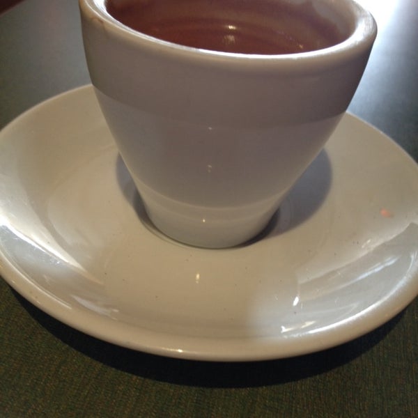 7/12/2014にhoward r.がFioza Cafeで撮った写真