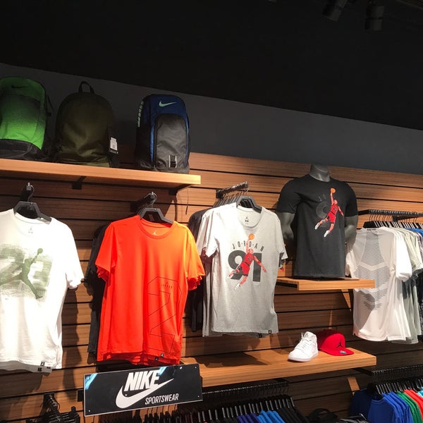 nike store phnom penh